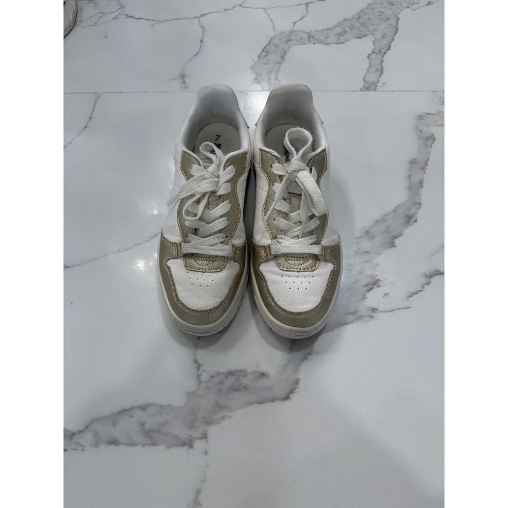 No Boundaries Shoes Womens Size 7 White Tan Colorblock Lace Up Low‎ Top Sneakers